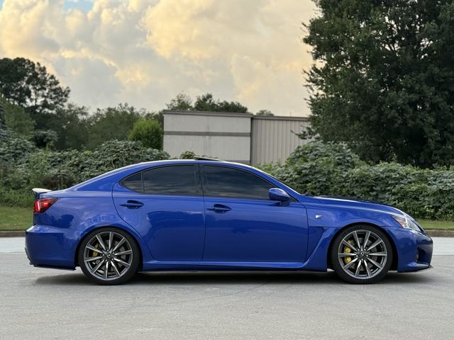 Renzo's blue Lexus IS F, side profile